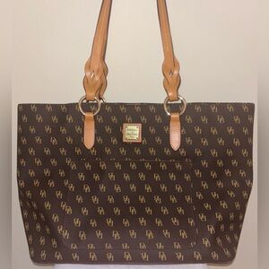 Dooney & Bourke- Blakely Tammy Tote Bag